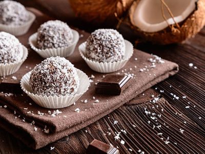 Truffles - classic no bake Chocolate coconut balls